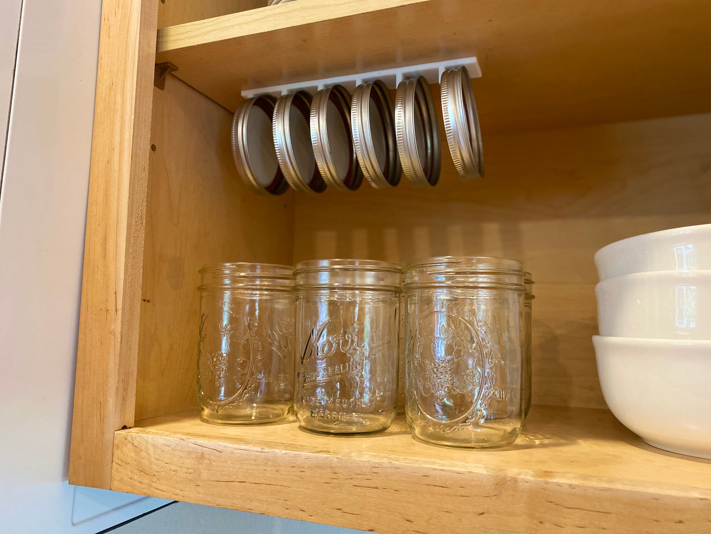Liddy Bug - Magnetic Jar Lid Holder